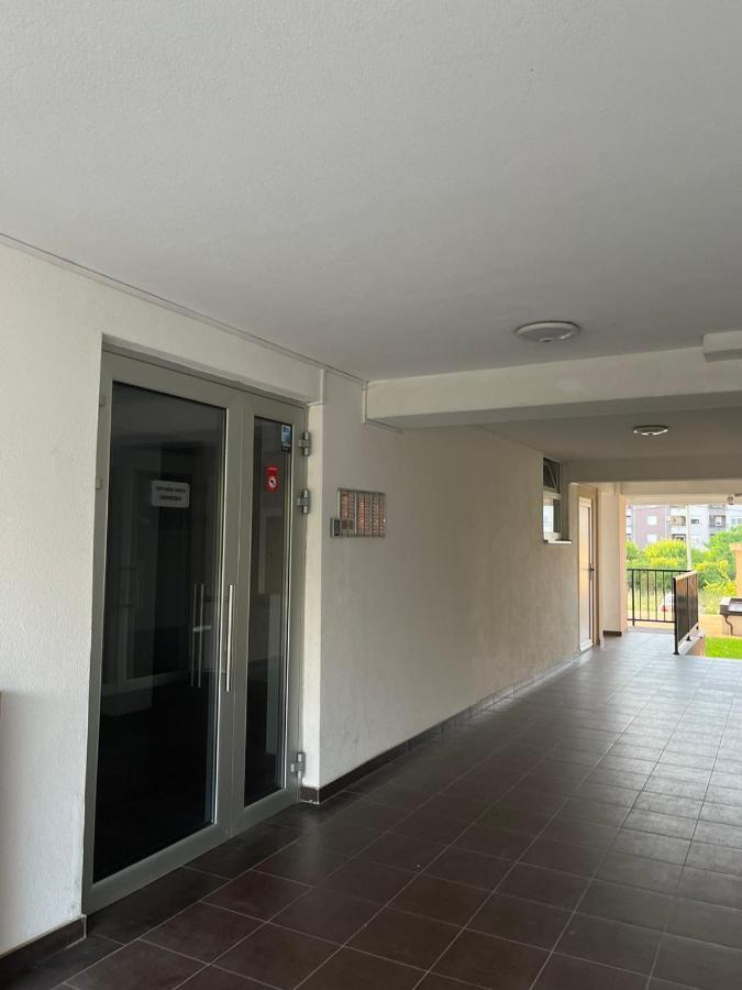 Apartman Lukana Banja Luka Exterior foto
